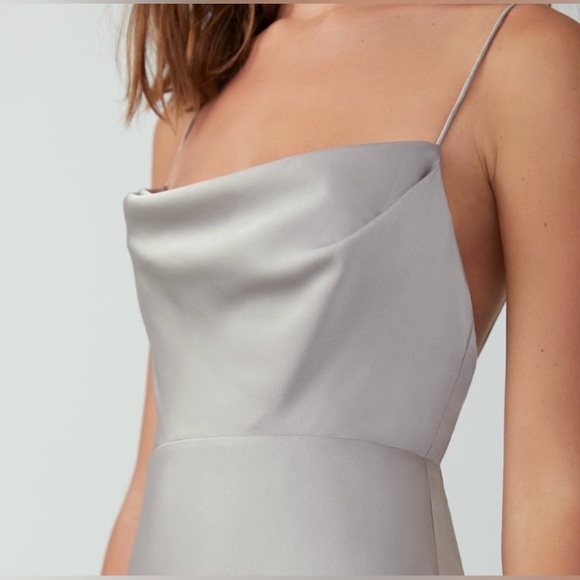 Fame and Partners Draped Gown in Silver- Size 6 - Picture 4 of 10